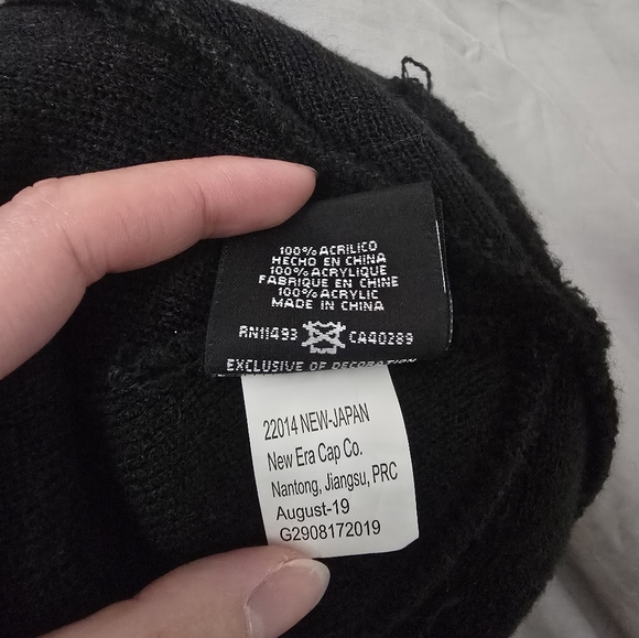 Supreme x New Era Box Logo Beanie - Picture 7 of 8